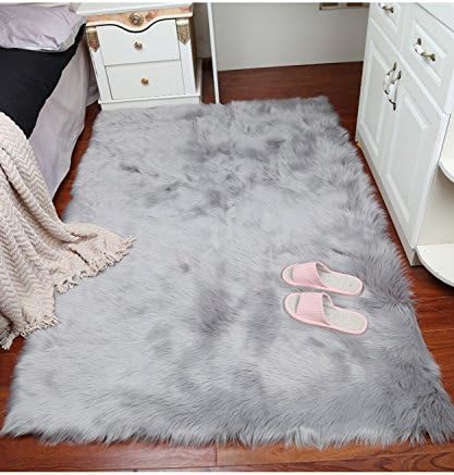 GIANCO FERRO Rectangle Sheepskin Rug Super Soft Fluffy Area Rug Vanity Chair Cover Rug/Solid Shaggy Area Rugs For Living Bedroom Floor - Grey 4ftx2.5ft