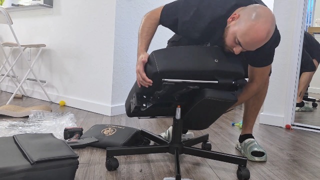Thumbnail 21