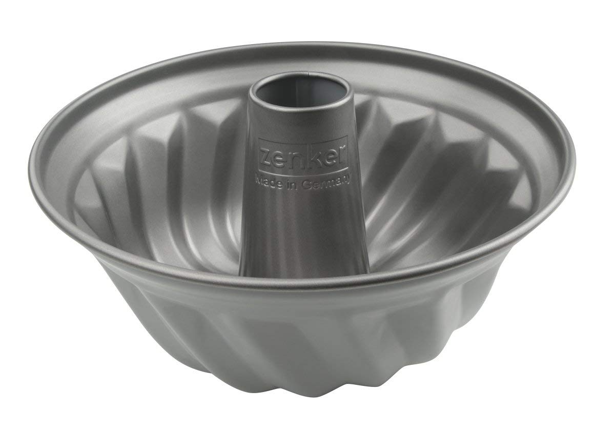 Zenker Gugelhupfform 22 cm Sweet Sensation, traditional baking pan for delicious Gugelhupf, baking pan with non-stick coating (color: silver), quantity: 1 piece