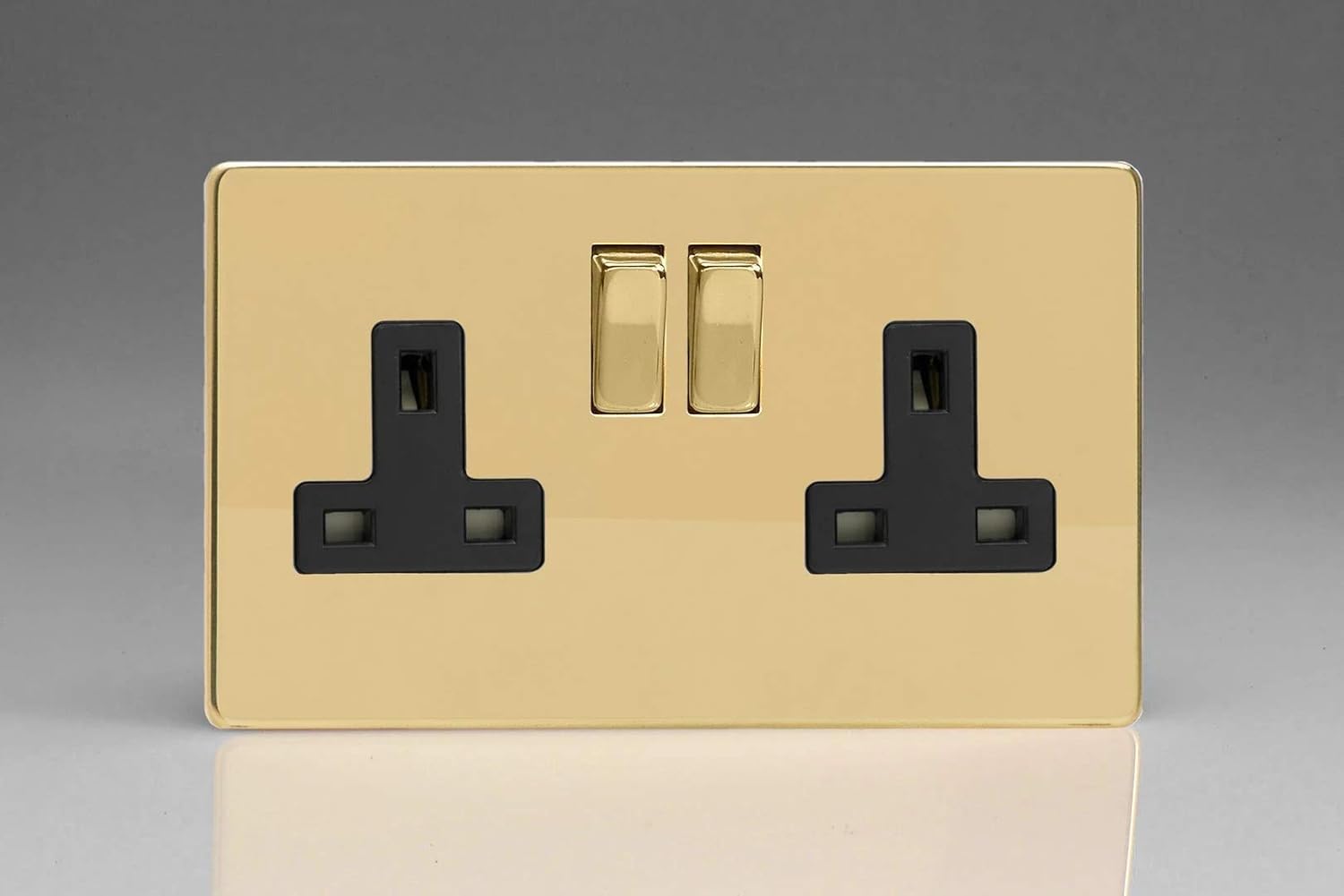 Varilight XDV5BS 13A Socket Black 2 Gang Polished Brass, 86x147x32mm
