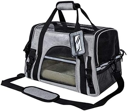 FANCYDOG Airline Approved Pet Carrier Soft Side Portable Pet Travel Bag with Mesh Windows and Fleece Padding Under Seat Pet Bags for Small Dogs and Cats(Black)