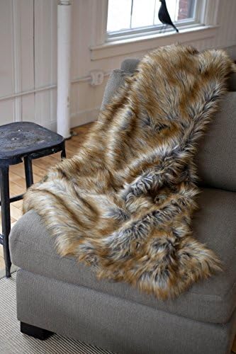Woven Workz Faux Fur Throw, Wolf