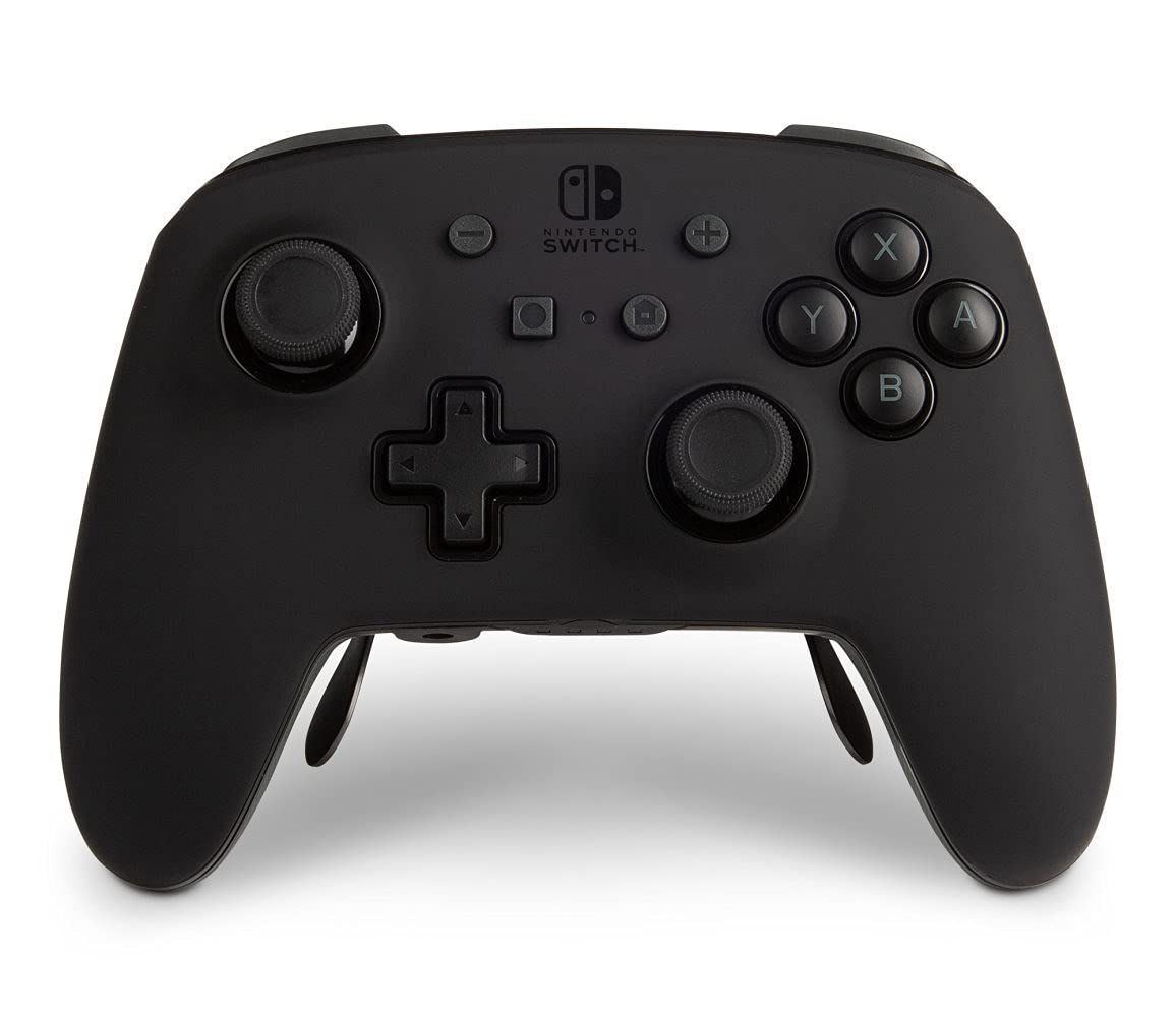 Gamepad inalámbrico PowerA Fusion Pro para Nintendo Switch - Blanco/Negro, Bluetooth, batería de 900 mAh, 4 paletas asignables, 4 joysticks, estuche de almacenamiento personalizado