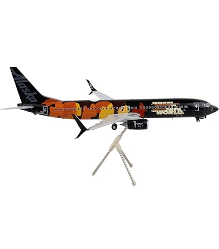 Amazon.com: GeminiJets G2SWA1216 Southwest Airlines Boeing 737 MAX