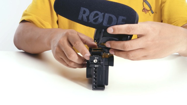 6 SmallRig+Adapter+Bracket+Thread+Moniter