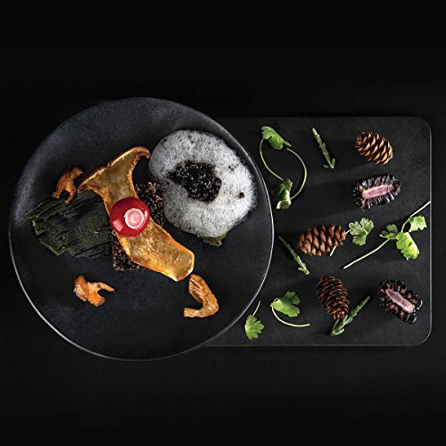 Molecule-R Molecular 50 Course Meals, Black and White