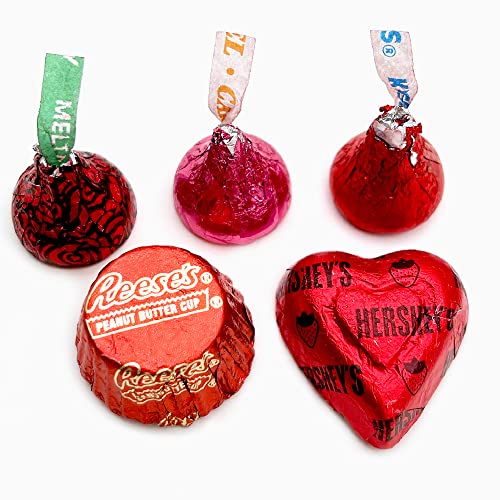 Valentine's Day Chocolate Candy Assortment HERSHEY'S KISSES & Hearts