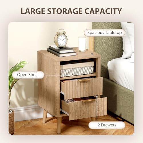 HOMCOM Fluted Nightstands Set of 2 with Charging Station, Modern Bedside Tables with 2 Drawers, Open Shelf, 2 Outlets and USB Ports, Side End Tables for Bedroom, Oak