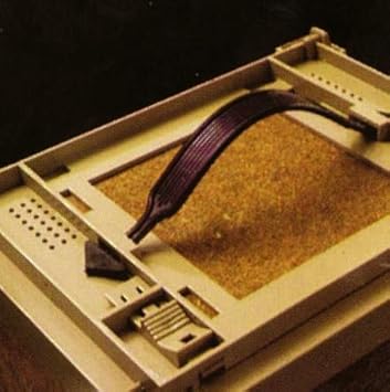 Nightcrawler bait box Clearance