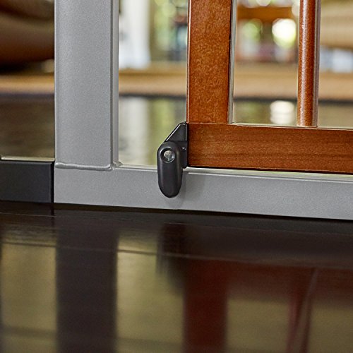 Munchkin Wood & Steel Pressure Mounted Baby Gate for Stairs, Hallways