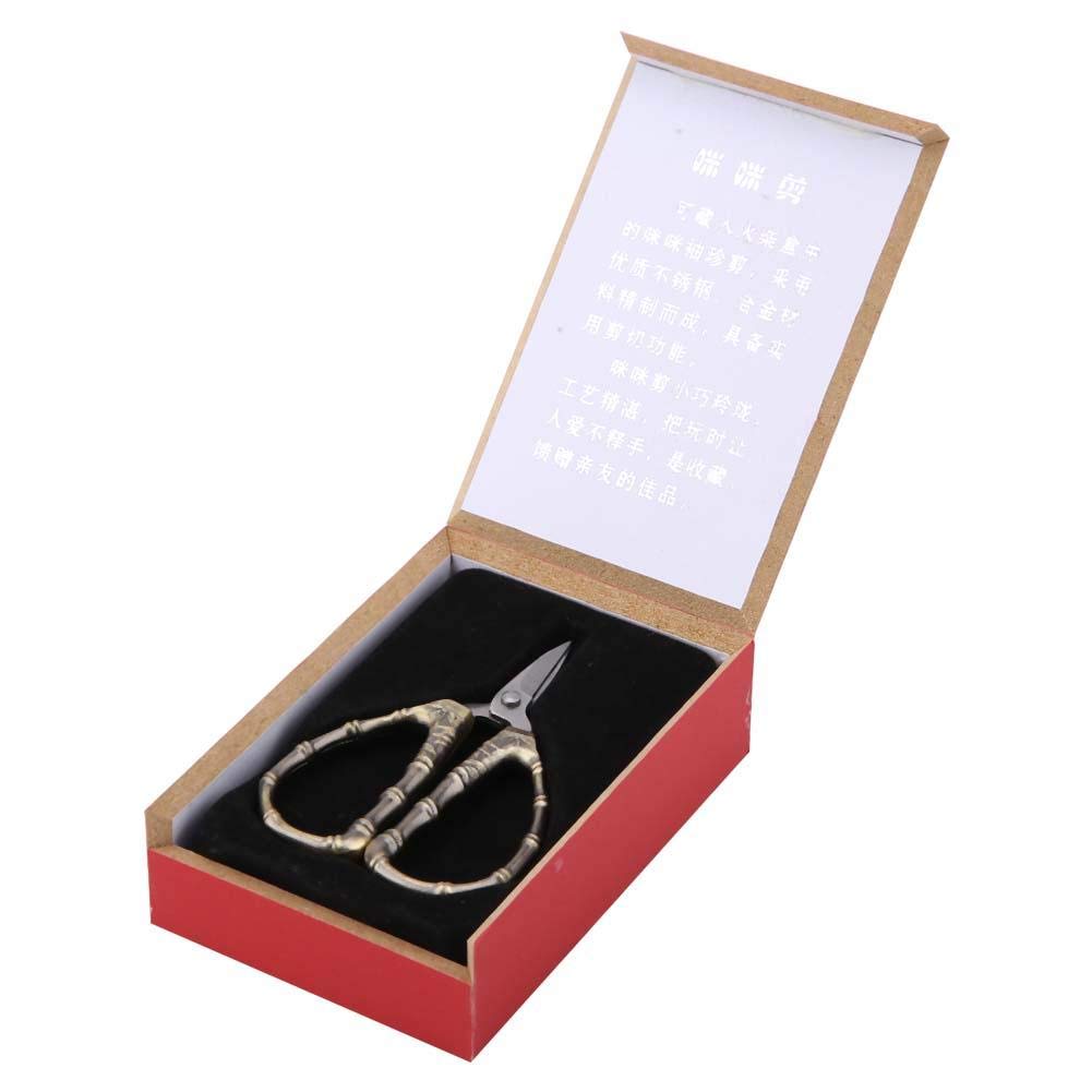 Embroidery Scissors, Mini Vintage Sewing Scissors Stainless Steel Cross-Stitch Tailor Shears for Needlework Handcraft Artwork Everyday Use (Bamboo Joint)