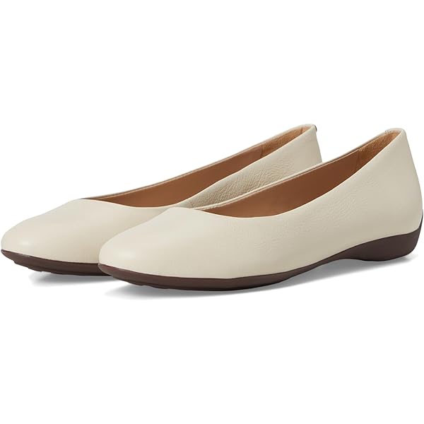 Amazon.com | Trotters Jewel Nude Leather 8.5 W (D) | Flats