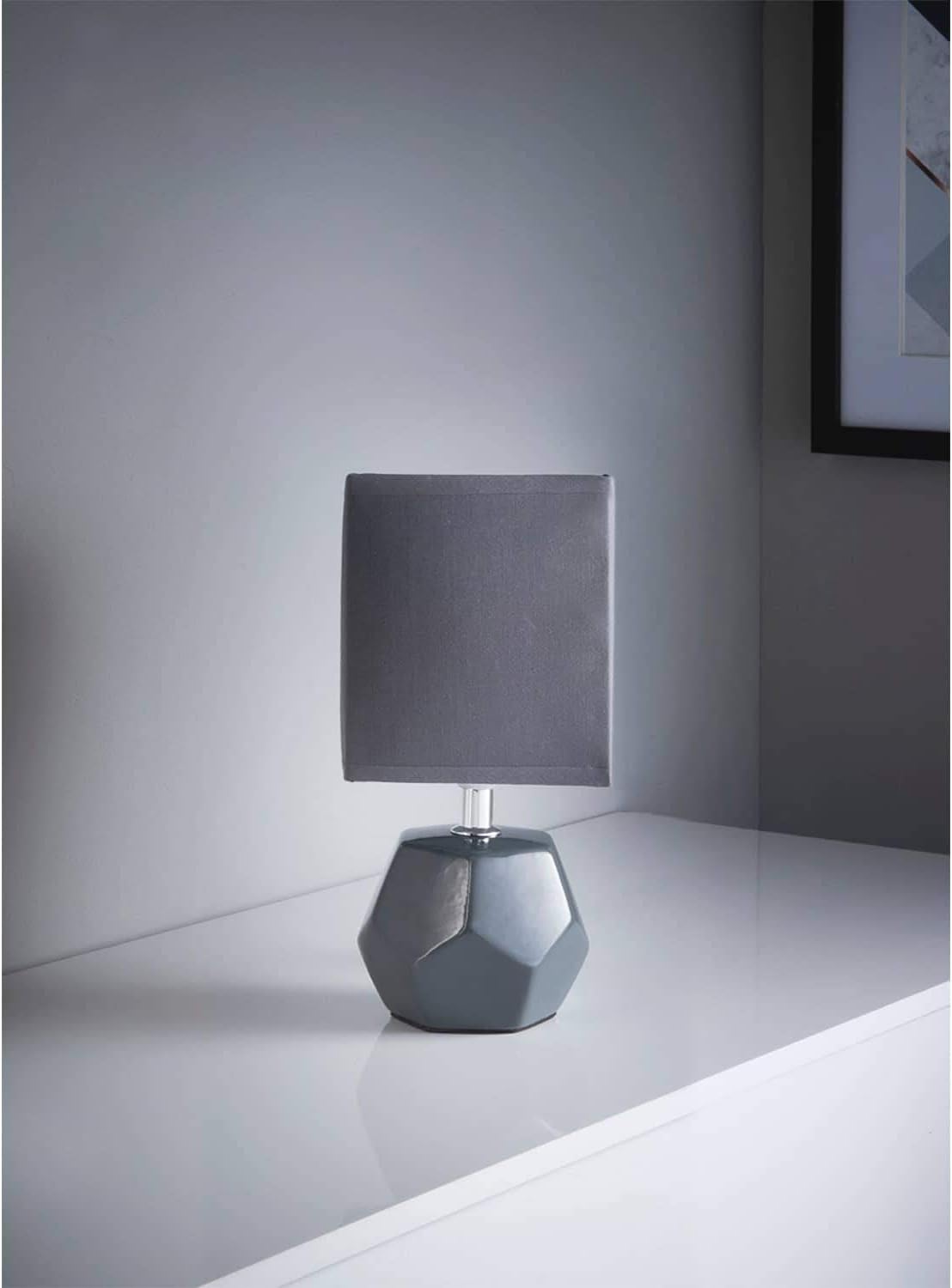 geo table lamp