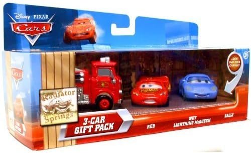 Amazon ディズニー カーズ ミニカー 消防車 レッド と Wetマックイーン ずぶ濡れの と サリー の３台セット ミニカー ダイキャストカー おもちゃ