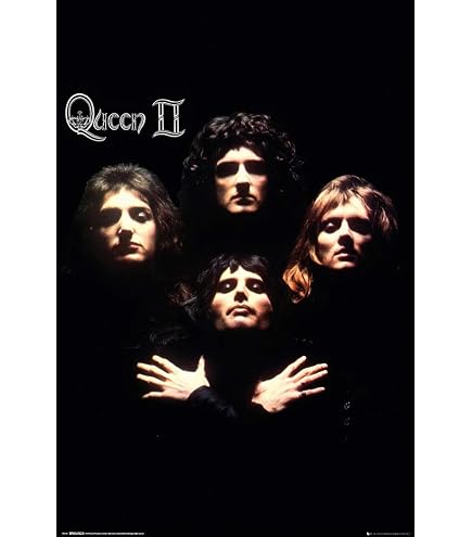 Amazon.com: Queen Seated Poster - 24