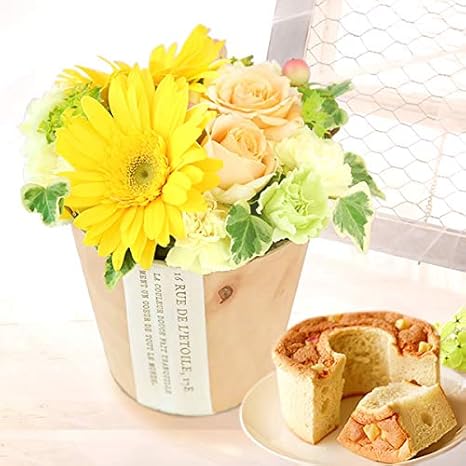 Amazon 誕生日 プレゼント 女性 誕生日プレゼント 花とスイーツ 花 アレンジメント お菓子 生花 お祝い 結婚記念日 イエロー 可愛いカップタイプ フラワーギフト 黄色 花束 オンライン通販 Amazon 誕生日 プレゼント 女性 誕生日プレゼント 花とスイーツ 花 アレンジメント お菓子 生花 お祝い 結婚記念日 イエロー 可愛いカップタイプ フラワーギフト 黄色 花束 オンライン通販