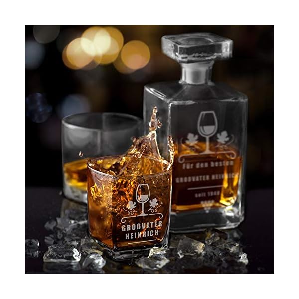 Maverton Whiskey Karaffe + 2/4 / 6er Whiskygläser Set mit Gravur - 700ml Whisky Dekanter - Geschenk zum Hochzeitstag für Paar - Buchstabe – Bild 3