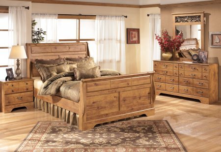 pine bedroom furniture
