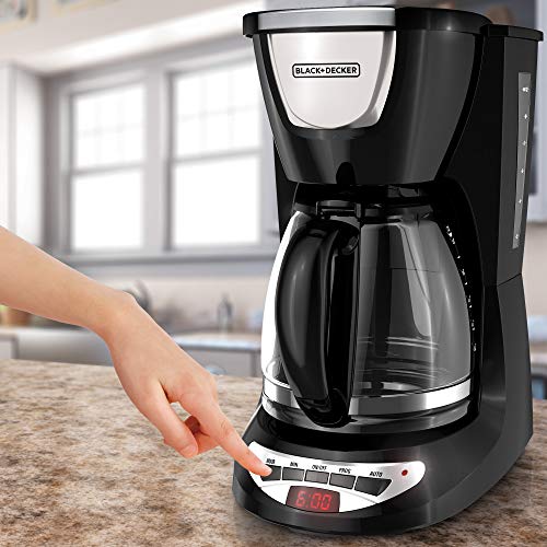 Black & Decker DCM100B 12Cup Programmable Coffeemaker with Glass