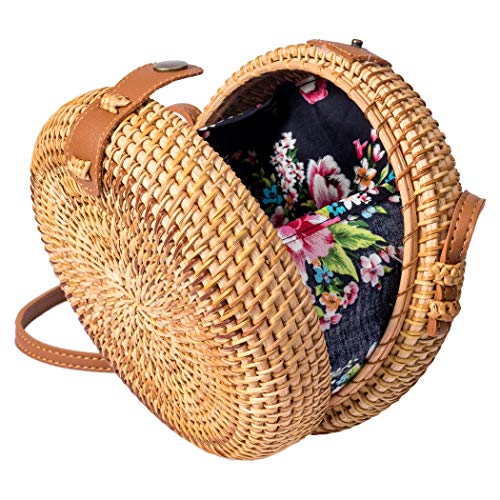 circle wicker purse