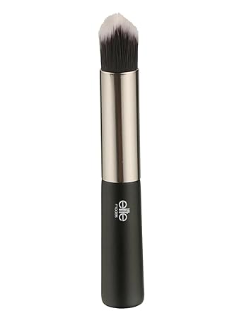 angled concealer brush