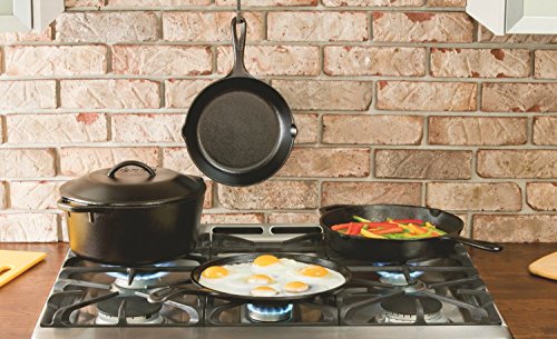4 Lodge+Bundle+Pre+Seasoned+Cookware+Cookbook