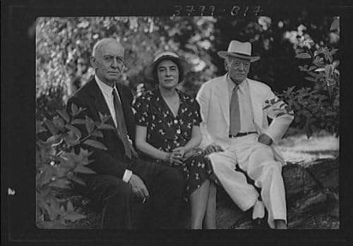 HistoricalFindings Photo: Timken,WR,Mr,Mrs,John Hemming Fry,outdoors,group portraits,Arnold Genthe,1922