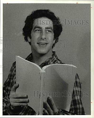 1979 Press Photo Script Writer Bennett Tremer - cva49538 - 10 x 8 in. - Historic Images