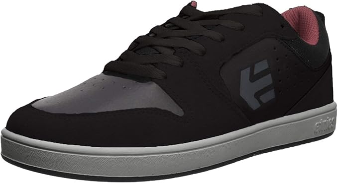 etnies 43