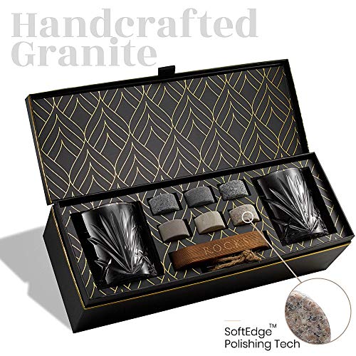 Whiskey Steine Set - 6 Handgefertigte Runde Granit Whisky Steine - 2 Whisky Gläser - Präsentations- und Aufbewahrungsbrett aus Hartholz - Whisky Geschenkset Box mit Goldfolie von Rocks – Bild 4