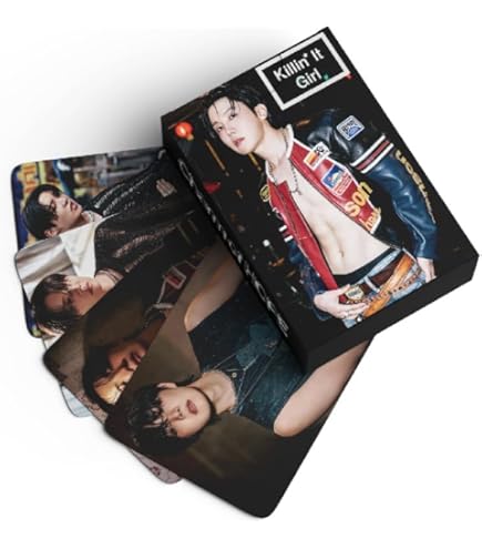 IU kpopフォトカード2枚 ギターピックセット IU kpopフォトカード2枚 ギターピックセット