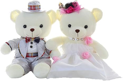 Amazon Co Jp ぬいぐるみのカップルのテディベア 2つのかわいいハグのおもちゃの人形 枕クッション 新しく結婚したちょうど夫婦の結婚式の贈り物 誕生日の休日の贈り物 ホーム キッチン