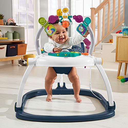 fisher-price astro kitty spacesaver jumperoo, centro de actividades para bebés con temática espacial con asiento ajustable, luces, música y juguetes interactivos