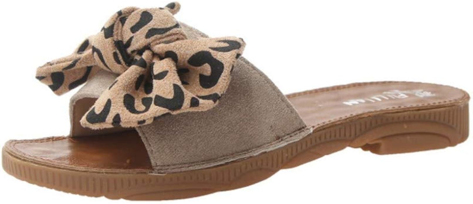 ladies cream flat shoes