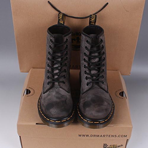 Amazon Dr Martens 8hole Boot ドクターマーチン 人気ブーツ 8ホールブーツ マーチンブーツ エンジニアブーツ メンズ レディース グレー Eu44約29 0cm ブーツ ブーティ
