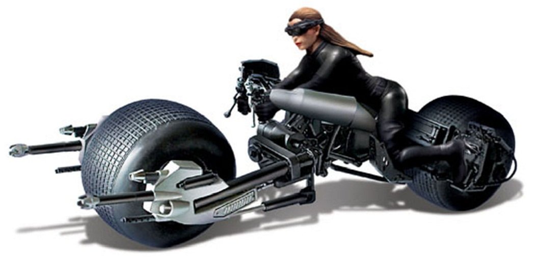 Moebius Models 1:18 Bat Pod with Catwoman