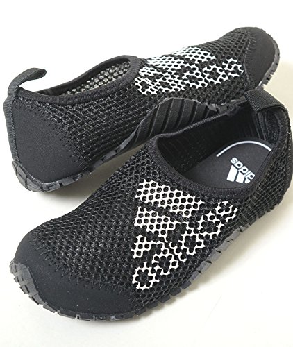 上キッズ アディダス サンダル 人気のファッショントレンド