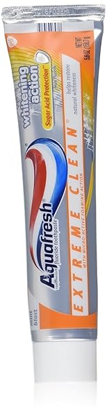 AQUAFRESH EXTREME CLEAN FRESHENING ACTION TOOTHPASTE, 5.6-OUNCE (PACK OF 4)
