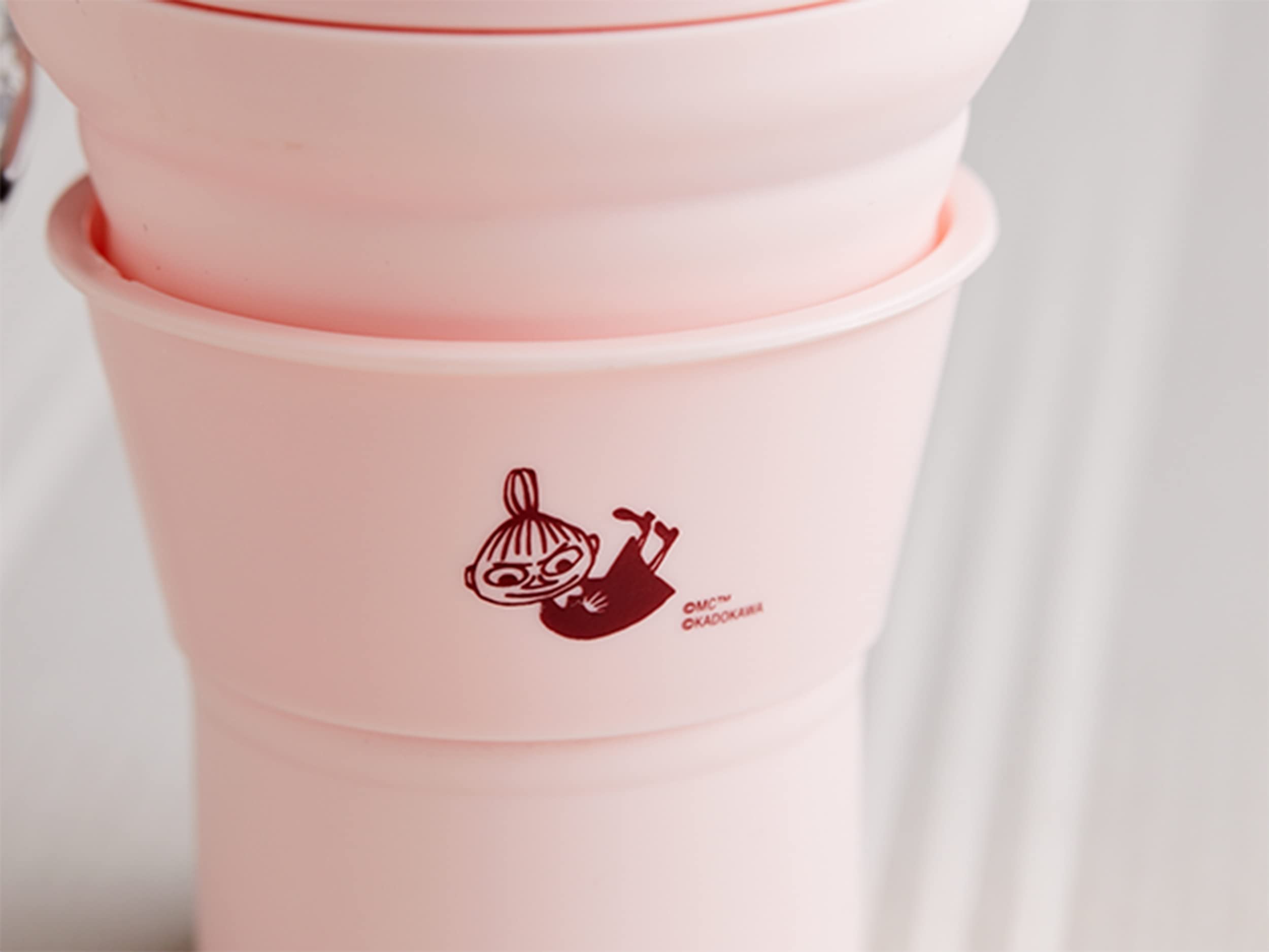 【ムーミンバレーパーク ムック本 付録】持ち運べる折りたたみシリコンタンブラー リトルミイ かわいい