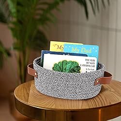 ABenkle Small Woven Basket with Handle, Empty Tiny