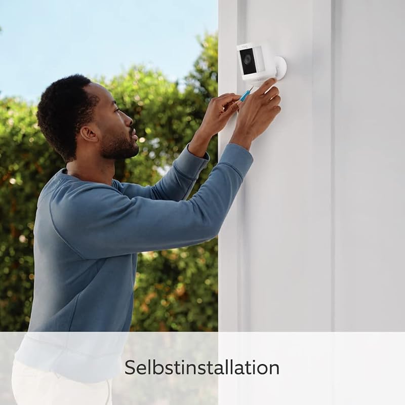 Spotlight Kamera Plus Akku (Spotlight Cam Plus) | Überwachungskamera aussen mit WLAN, HD-Video, LED-Strahler, Nachtsicht, Bewegungserfassung & Sirene | Alexa-kompatible Sicherheitskamera
