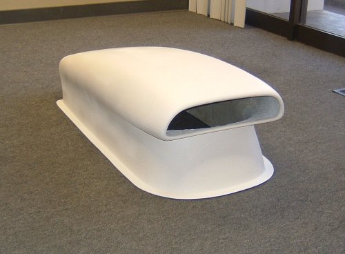 Street scene 950-72116 universal style fiberglass hood scoop