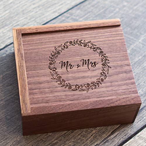 Square Ring bearer Box filled with wood wool"Mr & Mrs" (Engagement Proposal Ring Box - Ring Bearer Box - Jewelry Storage Box - Photo Prop) - Thumbnail 3