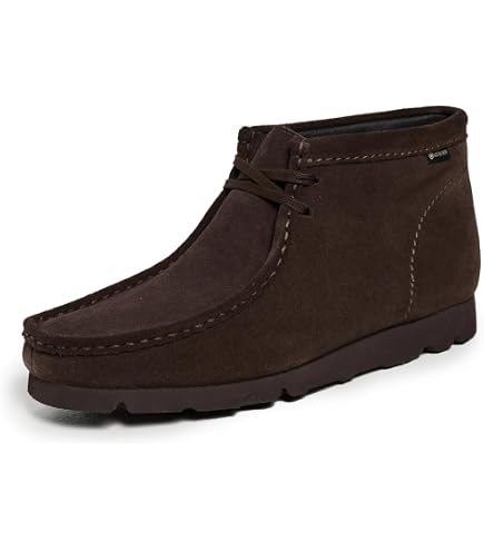 Amazon.com | Olive GTX Wallabee 2.0 by Clarks | Chukka