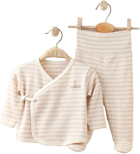 newborn baby clothes with mitten cuffs