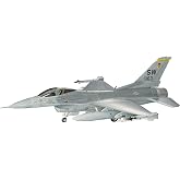 Hasegawa 1:72 Scale F-16C Fighting Falcon Model Kit
