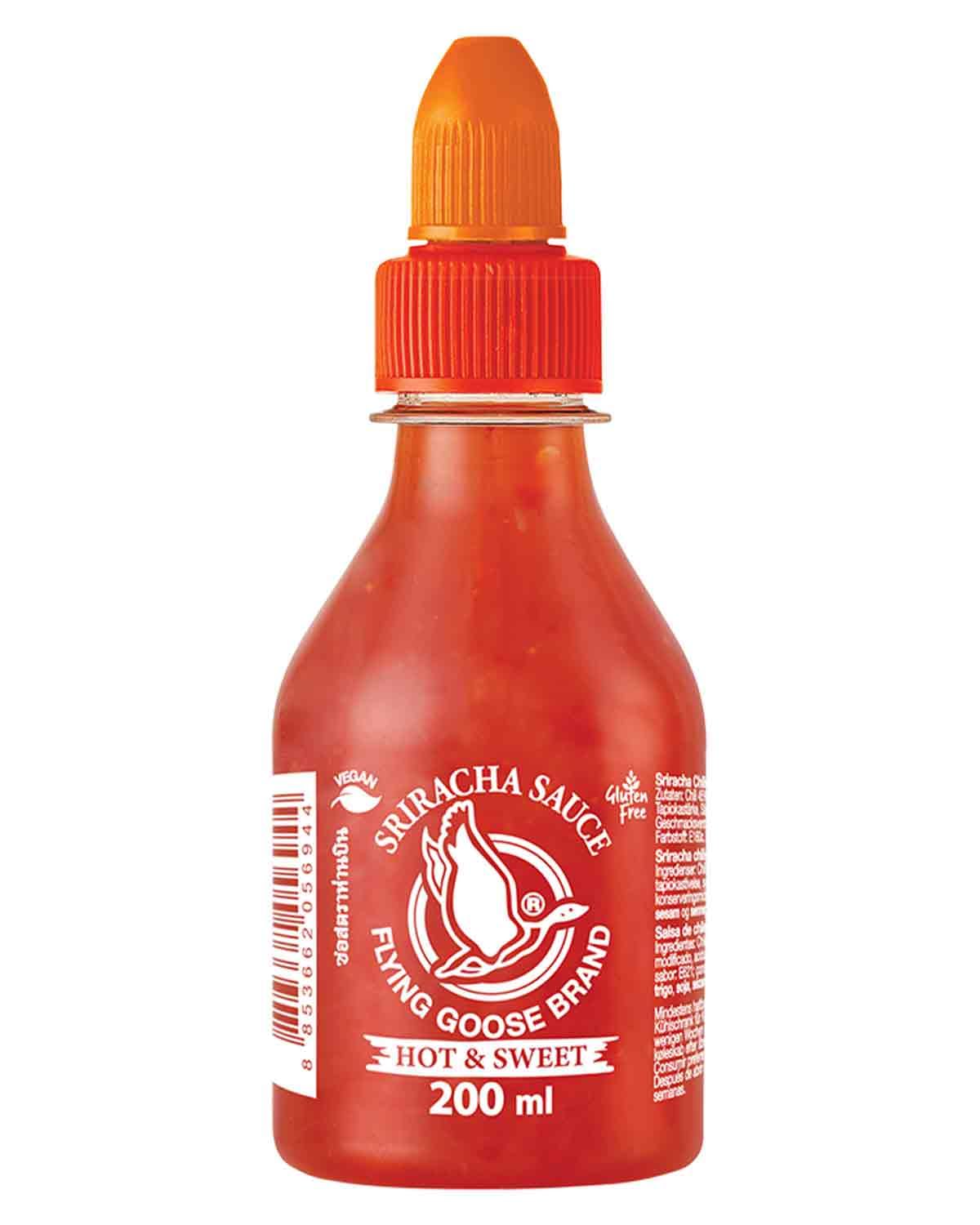 FLYING GOOSE Sriracha Chilisauce, scharf & süß, orange Kappe, scharfe Würzsauce aus Thailand, vegan, glutenfrei, 1 x 200 ml