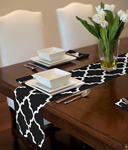 Black and White Trellis Tablerunner Mat Topper