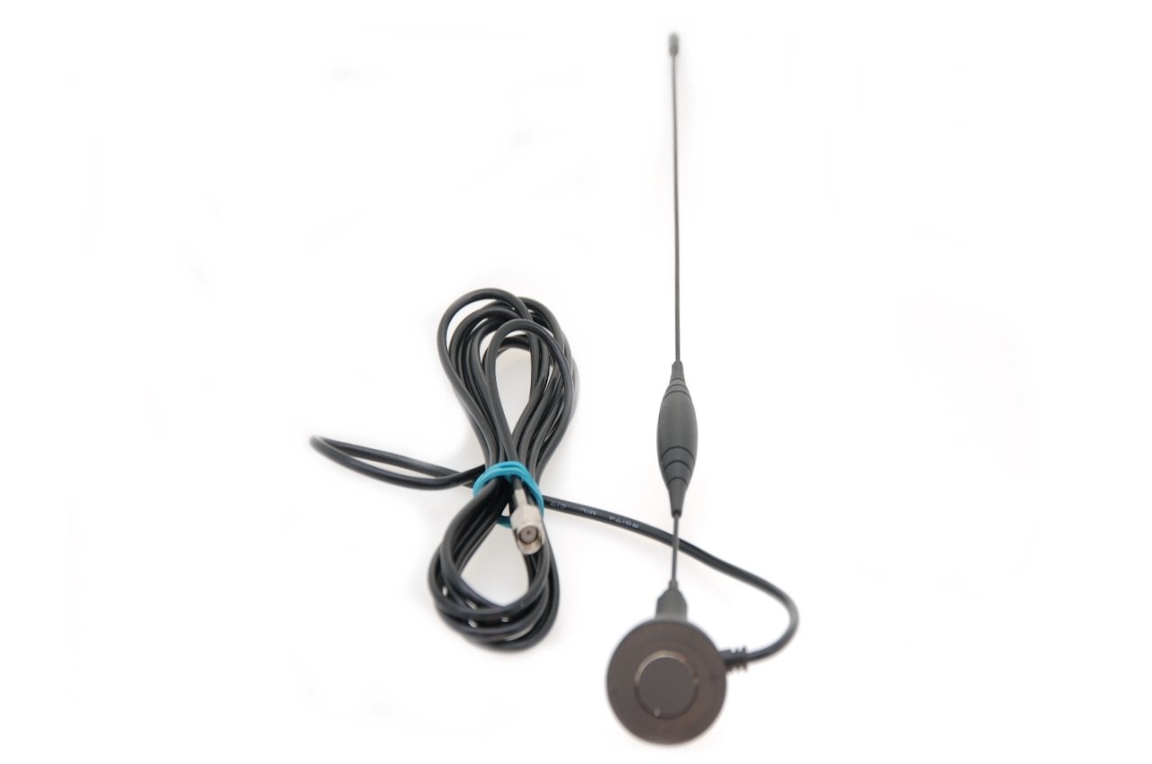 Alda PQ Antenna with magnetic stand for 2G (GSM), 3G (UMTS) with SMA/M plug and 2.5m (2.73 yd) cable 5 dBi gain