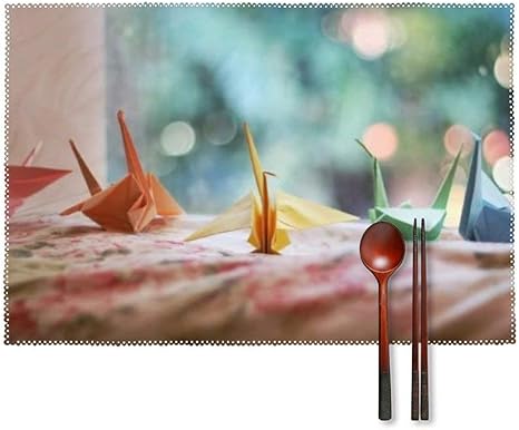 Amazon 千羽鶴 ッグ ランチョンマット 4枚入 プレースマット テーブルマット 耐える 飾り 食卓 雰囲気 丸洗い 華やか おしゃれ テーブル 断熱 水洗い 大人 子供 対応 30 45cm ランチョンマット オンライン通販